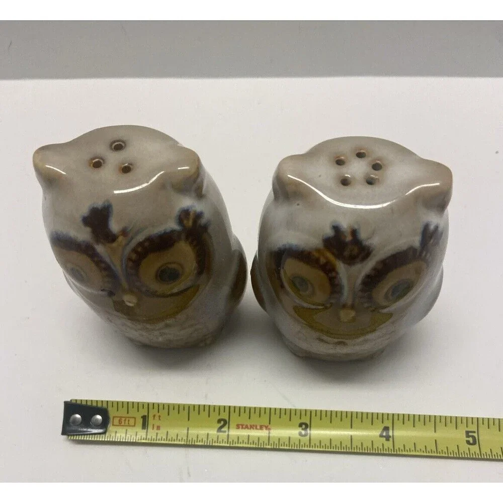 Vintage Ceramic Owl Salt & Pepper Shakers Tan Brown Color 3 in Tall